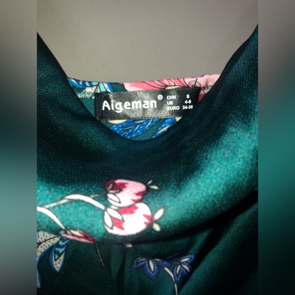 NWT Aigeman Spaghetti Straps Backless Maxi Dress Sz Small - Picture 7 of 7